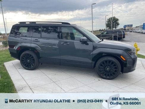 Used 2026 Hyundai Santa Fe Calligraphy FWD image 17
