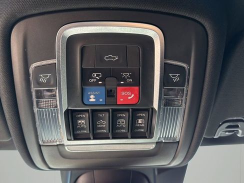 Used 2021 RAM 1500 Limited w/ Night Edition image 30