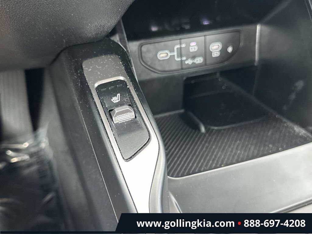 Certified 2026 Kia Sorento S FWD image 26
