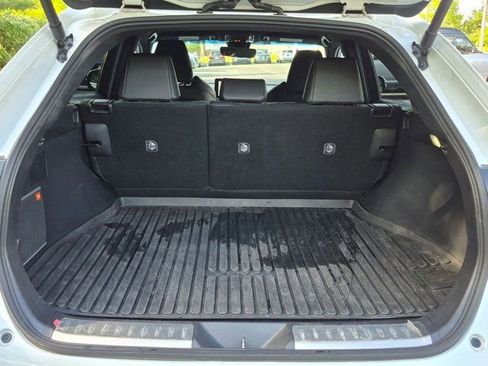 Used 2024 Toyota Venza XLE AWD/4WD image 20