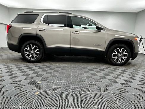 Used 2023 GMC Acadia SLE w/ Driver Convenience Package image 12