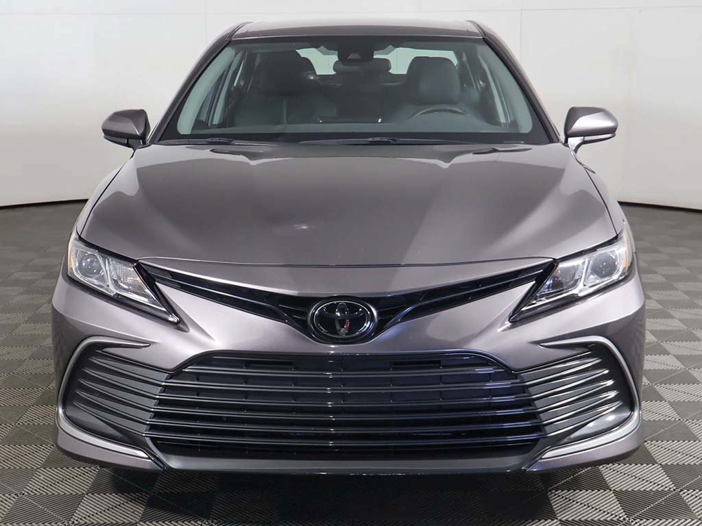 Used 2023 Toyota Camry LE FWD image 8
