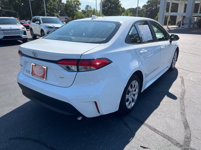 Used 2025 Toyota Corolla LE FWD image 7