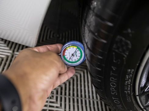 Used 2023 BMW M8 Competition w/ M Carbon Exterior Package image 41