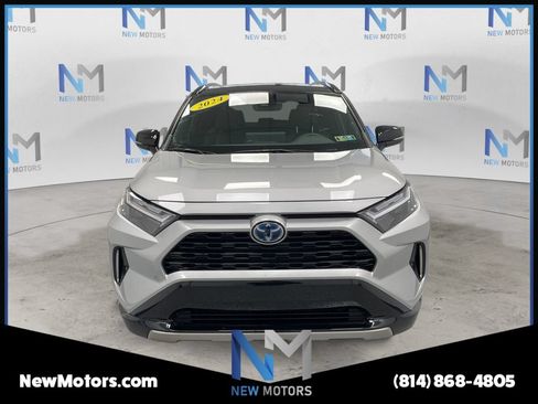 Used 2024 Toyota RAV4 XSE w/ Weather Package AWD/4WD image 6