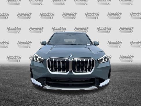 Used 2025 BMW X1 xDrive28i AWD/4WD image 3