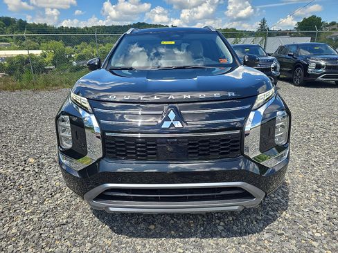 New 2025 Mitsubishi Outlander SEL image 10
