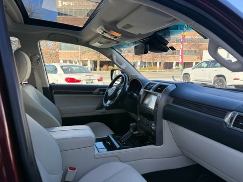 Used 2020 Lexus GX 460 Premium image 27