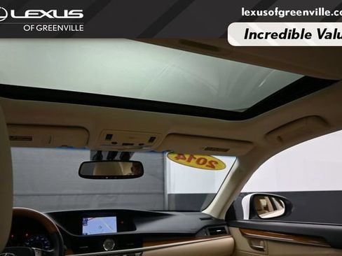 Used 2014 Lexus ES 300h w/ Luxury Package w/Bamboo Trim FWD image 26