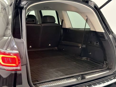 Used 2020 Mercedes-Benz GLS 450 4MATIC image 7