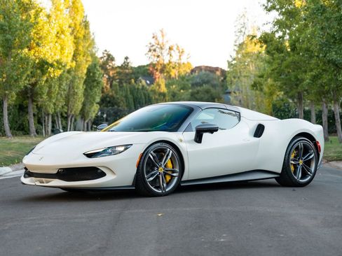 Used 2023 Ferrari 296 GTS image 14