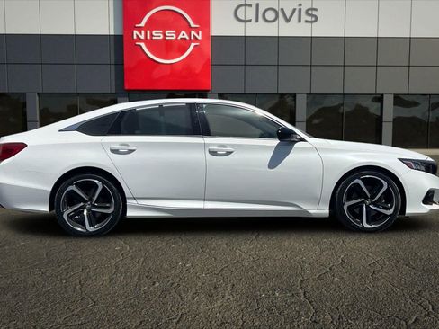 Used 2022 Honda Accord Sport image 9