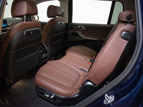New 2026 BMW X7 xDrive40i AWD/4WD image 24