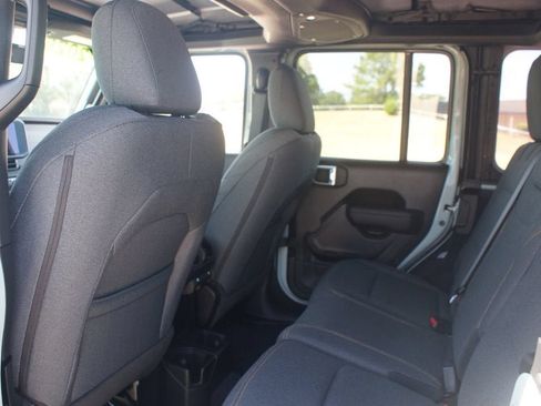 Used 2026 Jeep Wrangler Unlimited Sport AWD/4WD image 15