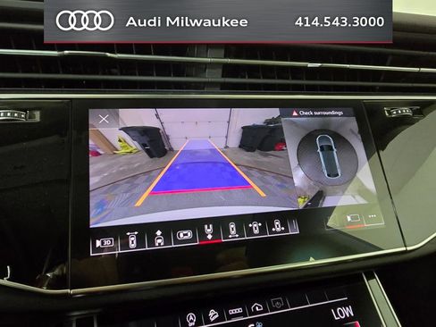 Used 2023 Audi Q8 Premium w/ Convenience Package AWD/4WD image 29