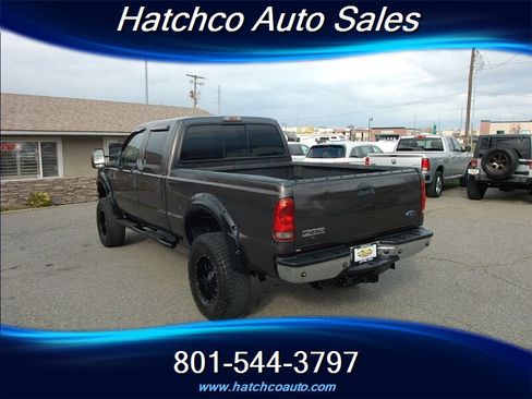 Used 2006 Ford F250 XLT image 3