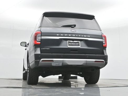Used 2022 Ford Expedition Limited image 54