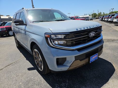 New 2027 Ford Expedition King Ranch AWD/4WD image 2
