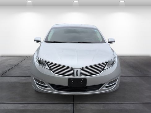 Used 2016 Lincoln MKZ FWD image 21