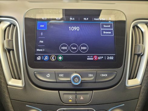 Used 2023 Chevrolet Malibu LS FWD image 25