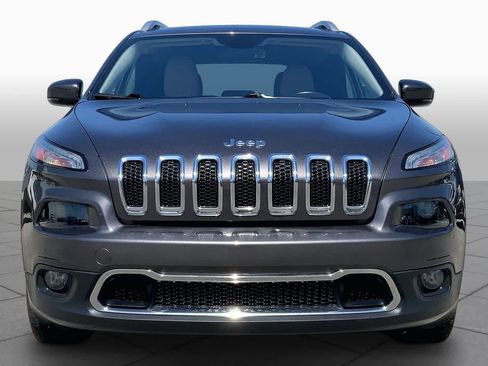Used 2018 Jeep Cherokee Limited FWD image 4