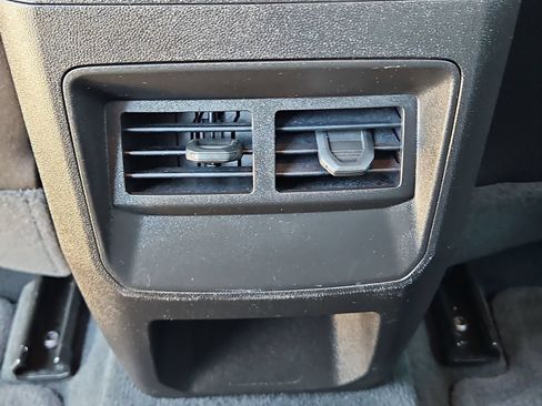 Used 2025 Chevrolet Colorado Trail Boss AWD/4WD image 25
