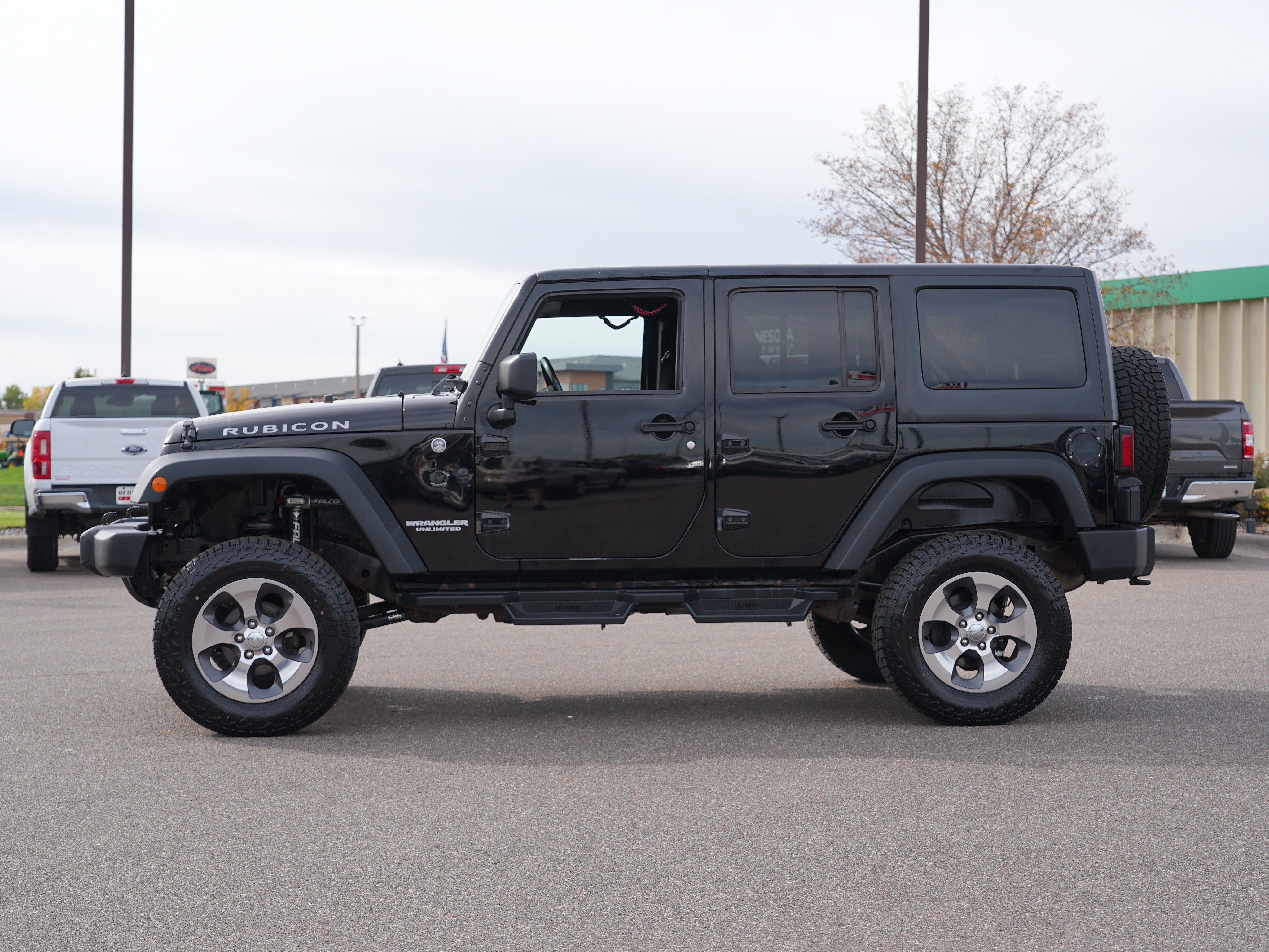 Used 2013 Jeep Wrangler Unlimited Rubicon w/ Dual Top Group AWD/4WD image 6