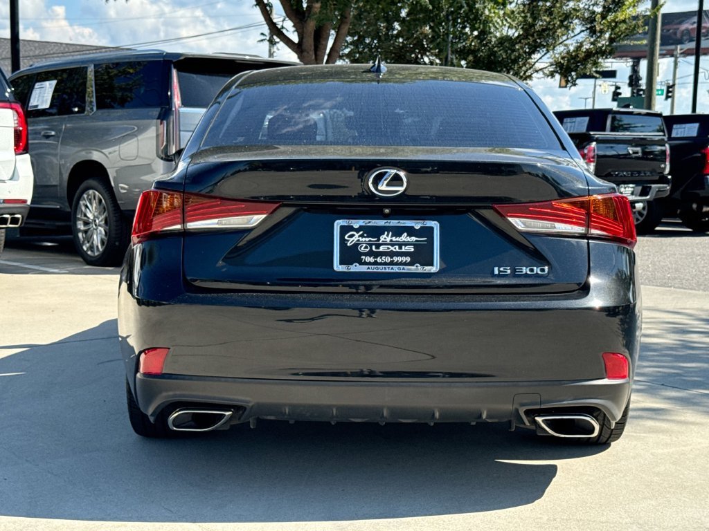 Used 2019 Lexus IS 300 RWD image 7