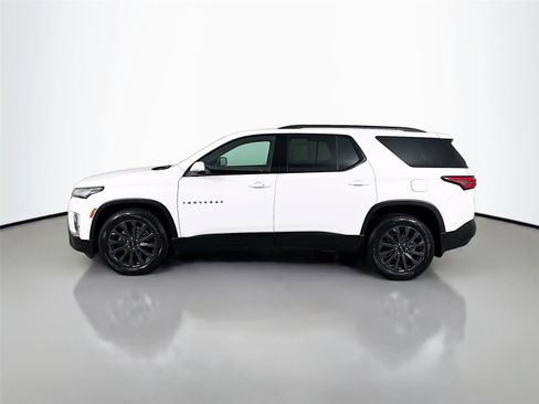 Used 2023 Chevrolet Traverse RS w/ LPO, Floor Liner Package image 6