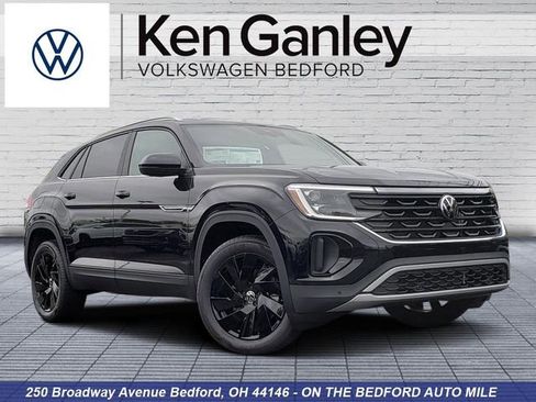 New 2026 Volkswagen Atlas Cross Sport SE AWD/4WD image 1