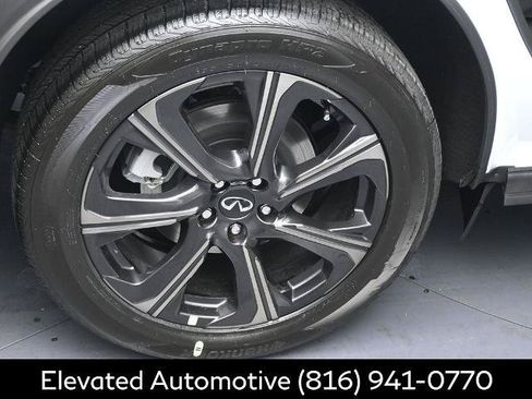 Certified 2026 INFINITI QX60 Autograph w/ Dark Cargo Package AWD/4WD image 5