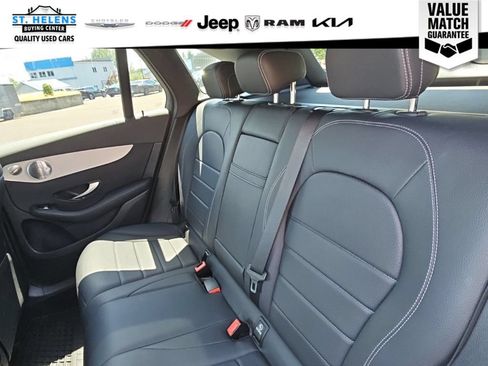 Used 2020 Mercedes-Benz GLC 300 4MATIC image 29