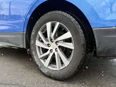 Used 2024 Chevrolet Equinox LT image 11