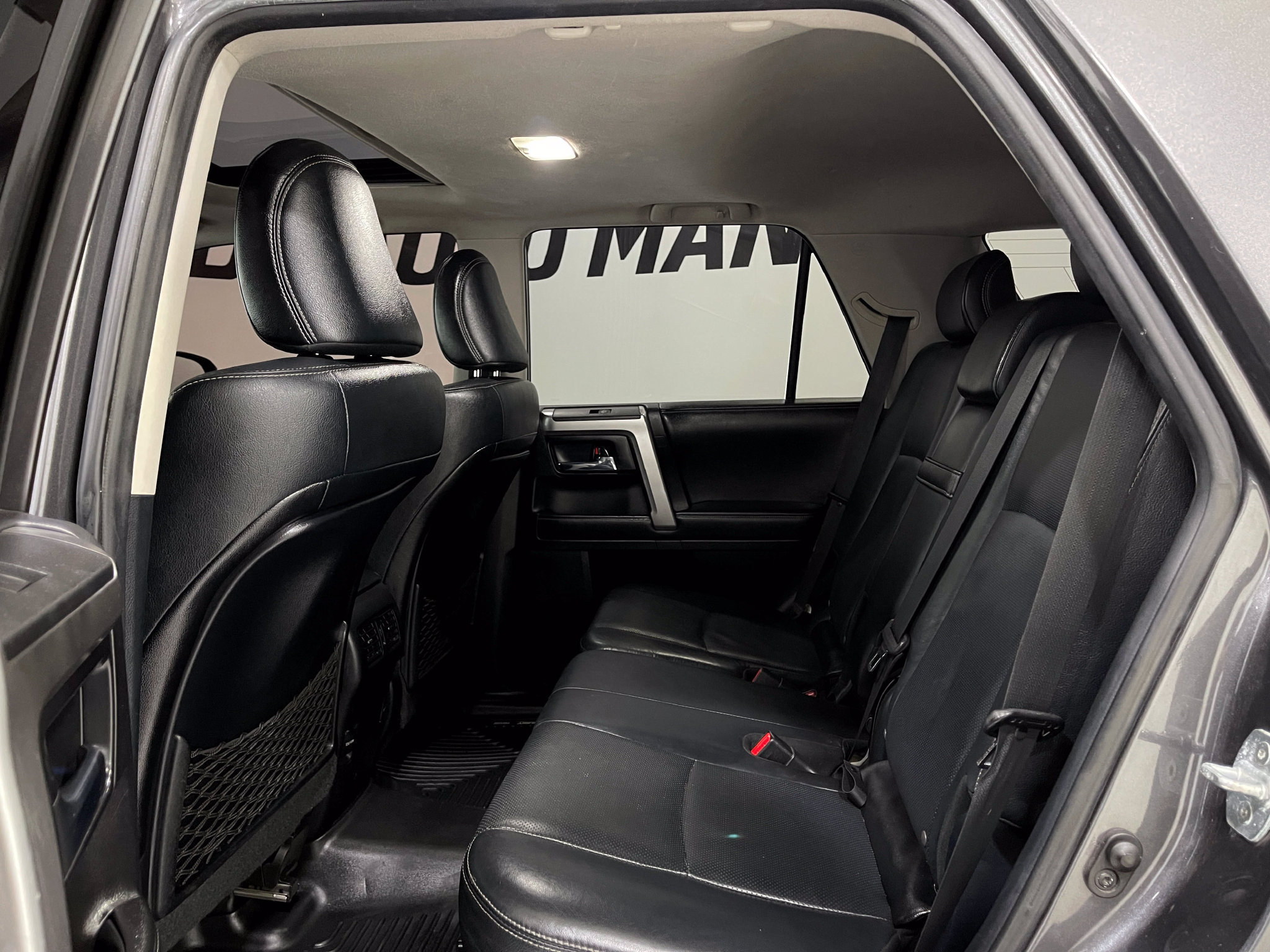 Used 2015 Toyota 4Runner Limited AWD/4WD image 30