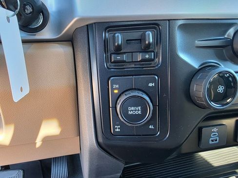 New 2026 Ford F350 XLT w/ 360-Degree Camera Package image 18