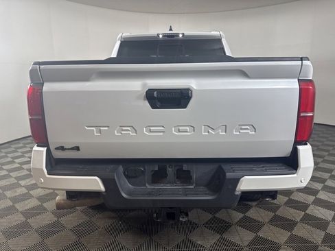 Used 2024 Toyota Tacoma TRD Sport image 23