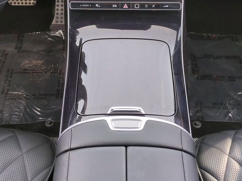 Used 2023 Mercedes-Benz S 580 4MATIC Sedan w/ AMG Line image 17