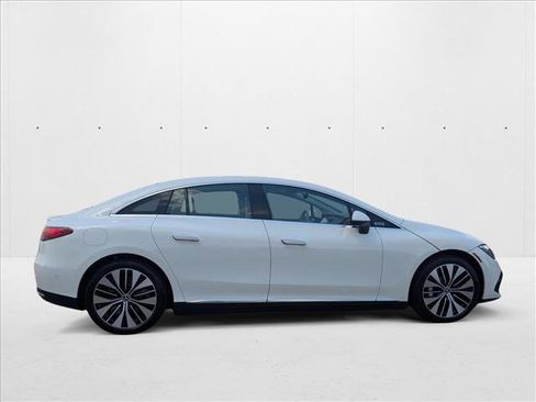 Certified 2025 Mercedes-Benz EQE 350+ 4MATIC Sedan image 4