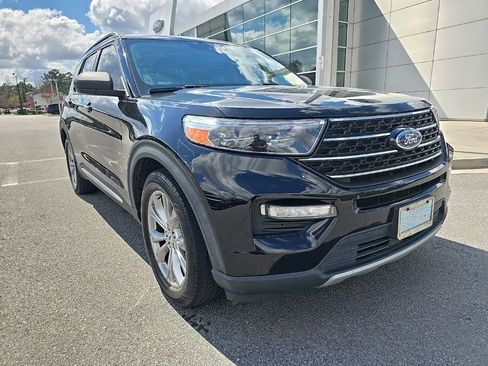 Used 2021 Ford Explorer XLT w/ Equipment Group 202A image 1