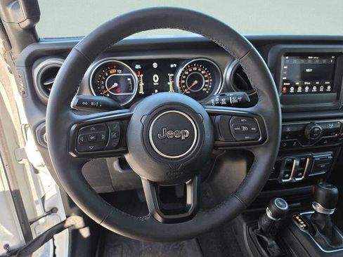 Certified 2023 Jeep Wrangler Sport AWD/4WD image 16
