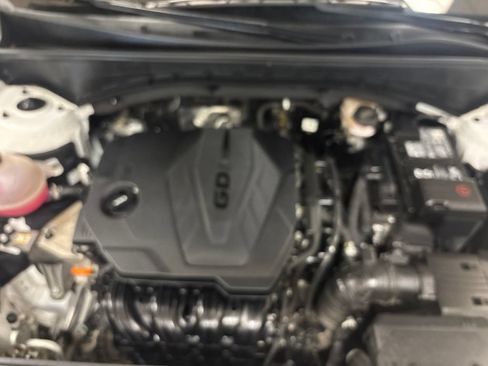 Used 2023 Kia Sorento S AWD/4WD image 42