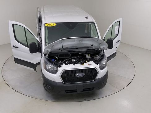 Certified 2023 Ford Transit 250 Low Roof AWD w/ Exterior Upgrade Package image 40