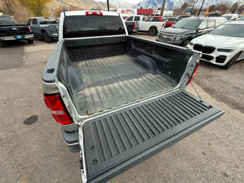 Used 2017 GMC Sierra 2500 SLE image 12