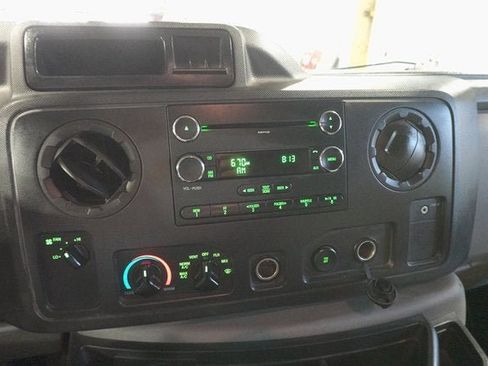 Used 2011 Ford E-350 and Econoline 350 Super Duty w/ Insulation Pkg image 15