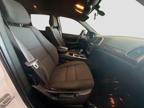 Used 2019 Jeep Grand Cherokee Laredo AWD/4WD image 31