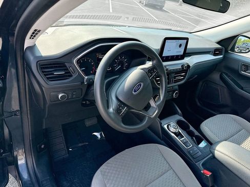 Used 2022 Ford Escape SE image 14