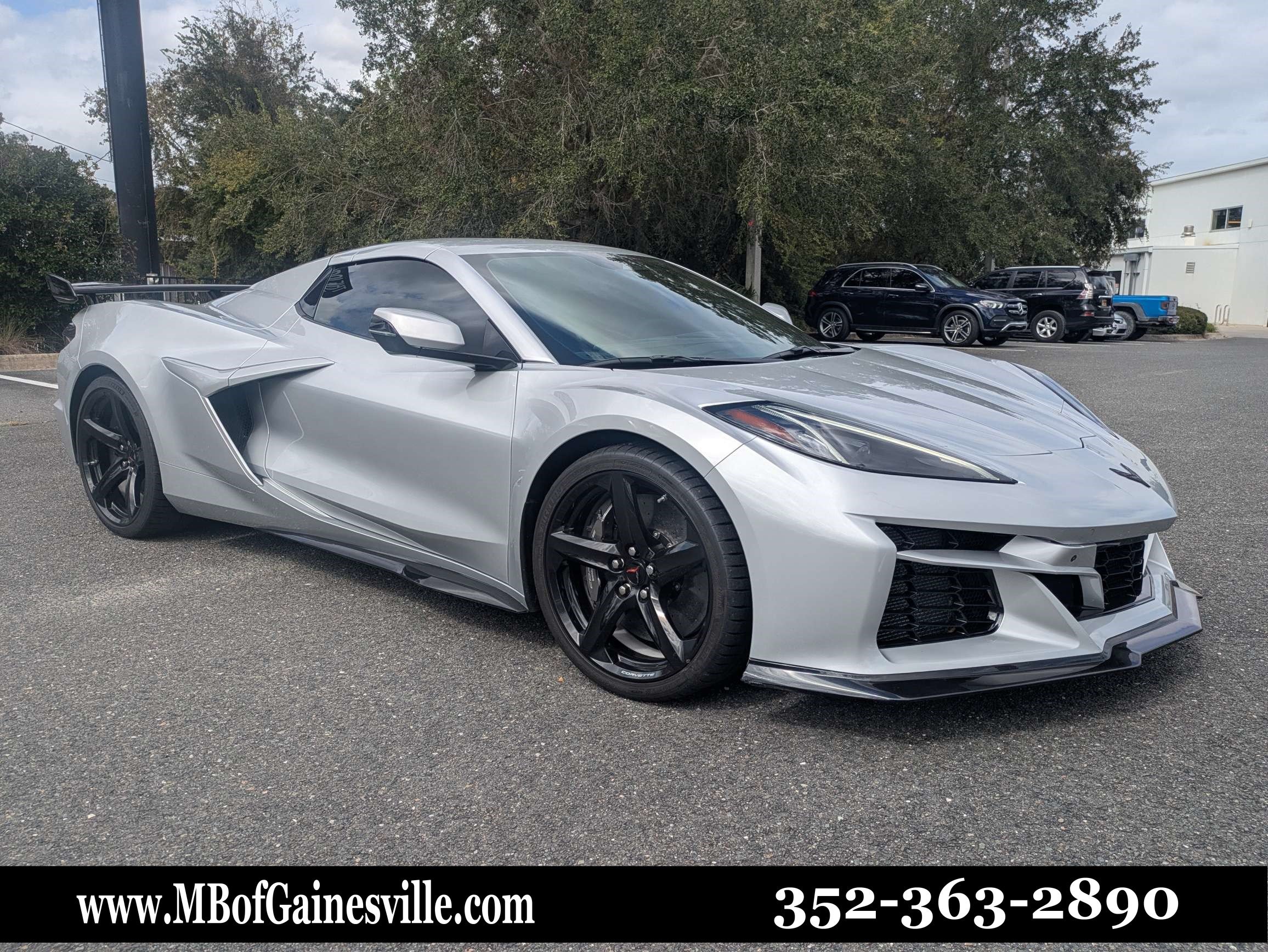 Used 2026 Chevrolet Corvette E-Ray w/ ZER Performance Package AWD/4WD image 1