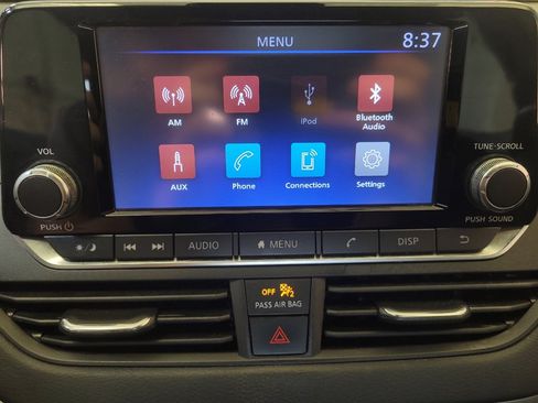 Used 2023 Nissan Altima 2.5 S FWD image 25