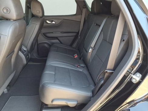 Used 2022 Chevrolet Blazer LT FWD image 20