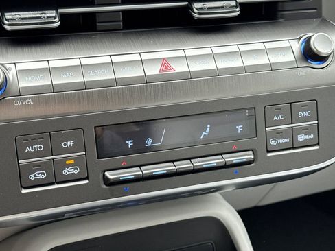 New 2026 Hyundai Kona SEL Sport AWD/4WD image 17